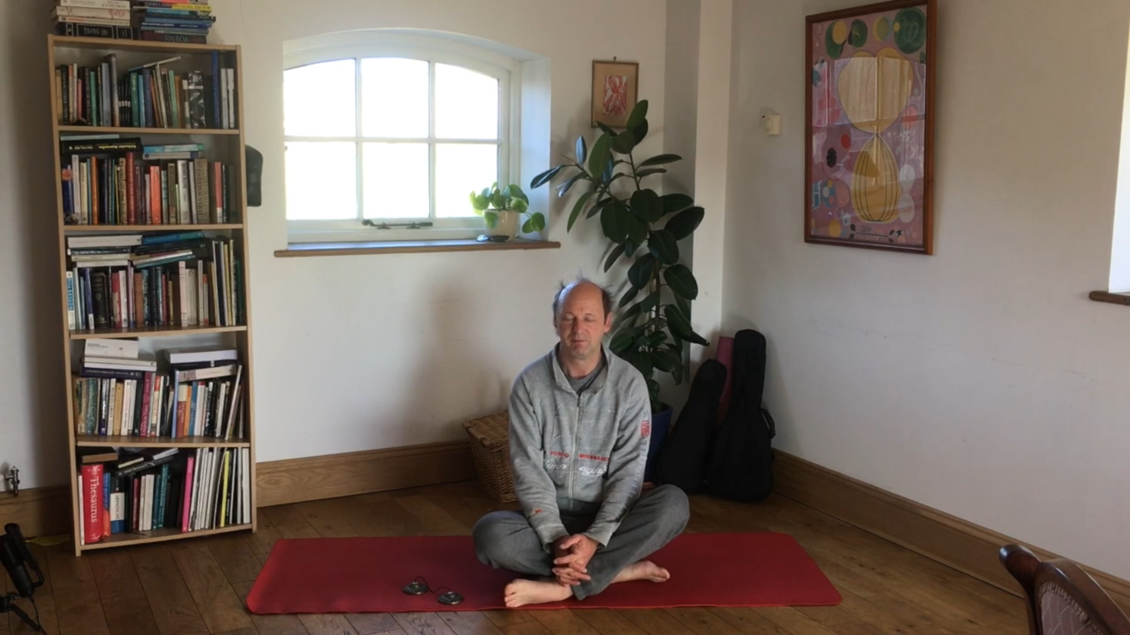 Yoga + Question Time – 70 mins – Yoga